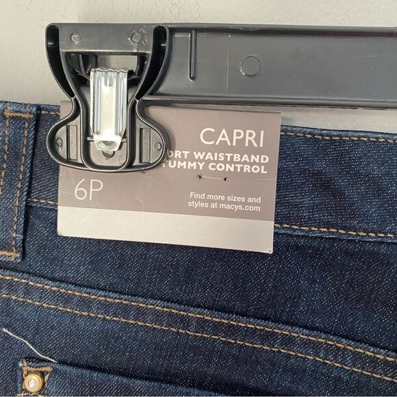 JM Collection Petite Women’s Capri Denim Pants size 6P - Picture 3 of 4